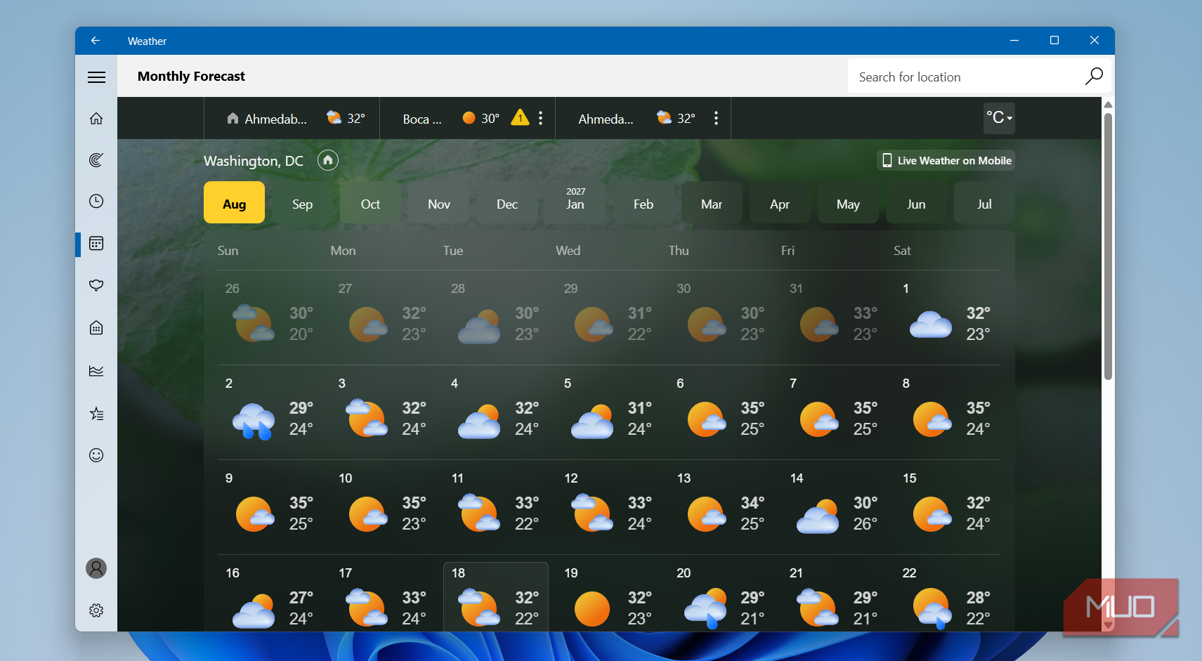 Windows Weather app monthly forecast on desktop