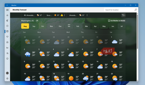 Windows Weather app monthly forecast on desktop