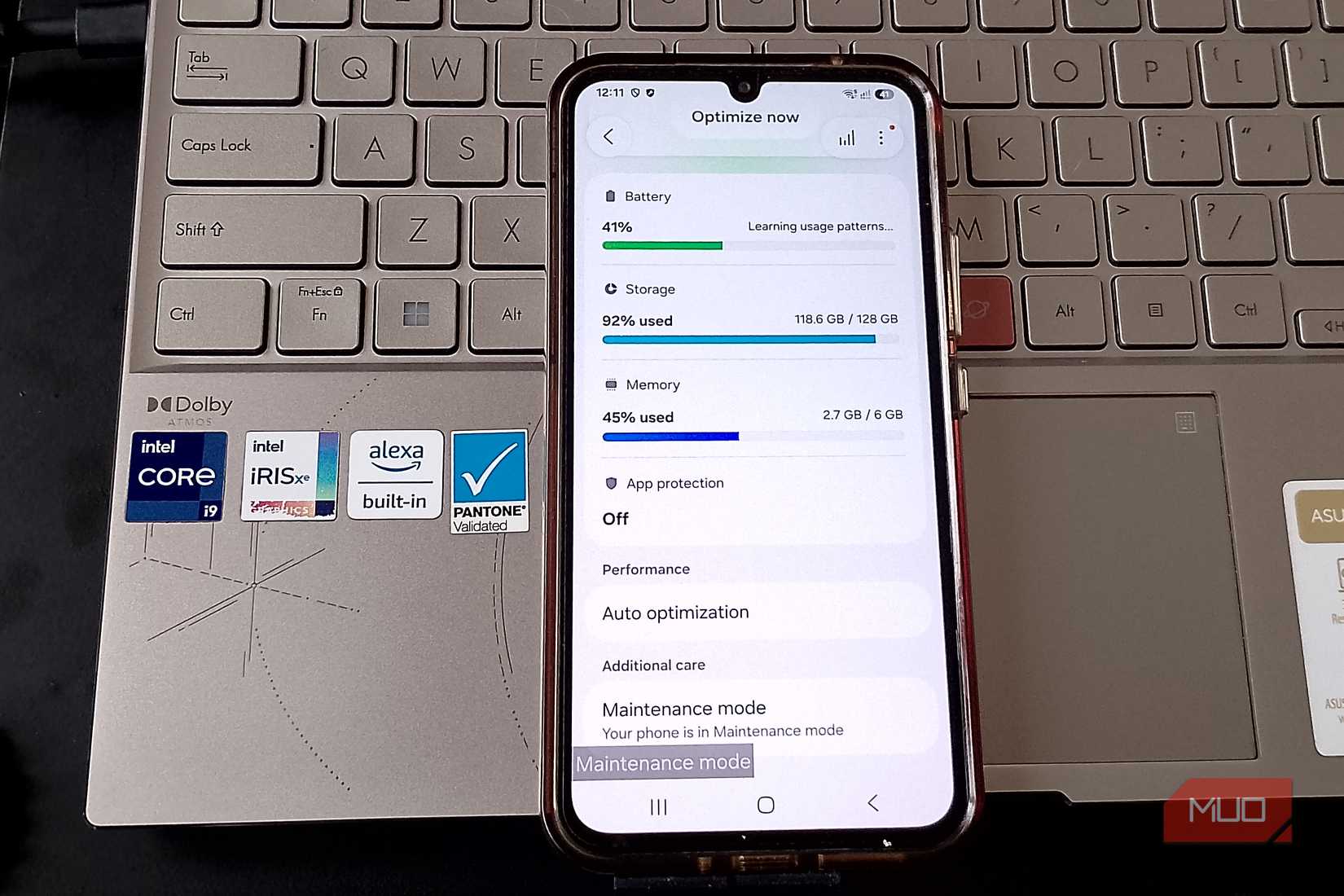 Как работает режим обслуживания в смартфонах Samsung для защиты личных данных интерфейс режима обслуживания на экране смартфона Samsung