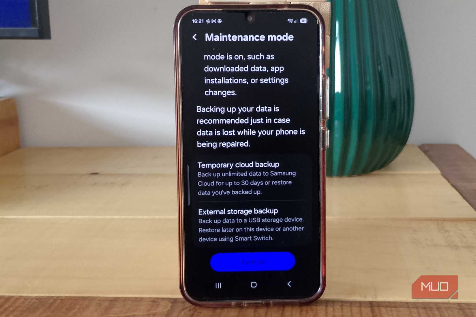 Samsung Maintenance Mode showing Temporary cloud backup and External storage backup options