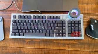 lenovo yoga creative keyboard with logitech mouse