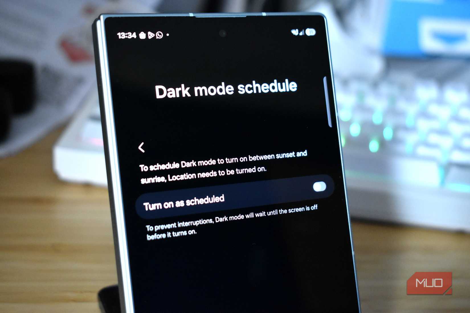 5 настроек Android, которые сделают смартфон удобнее Настройка режима темной темы на смартфоне Samsung Galaxy Z Fold 8