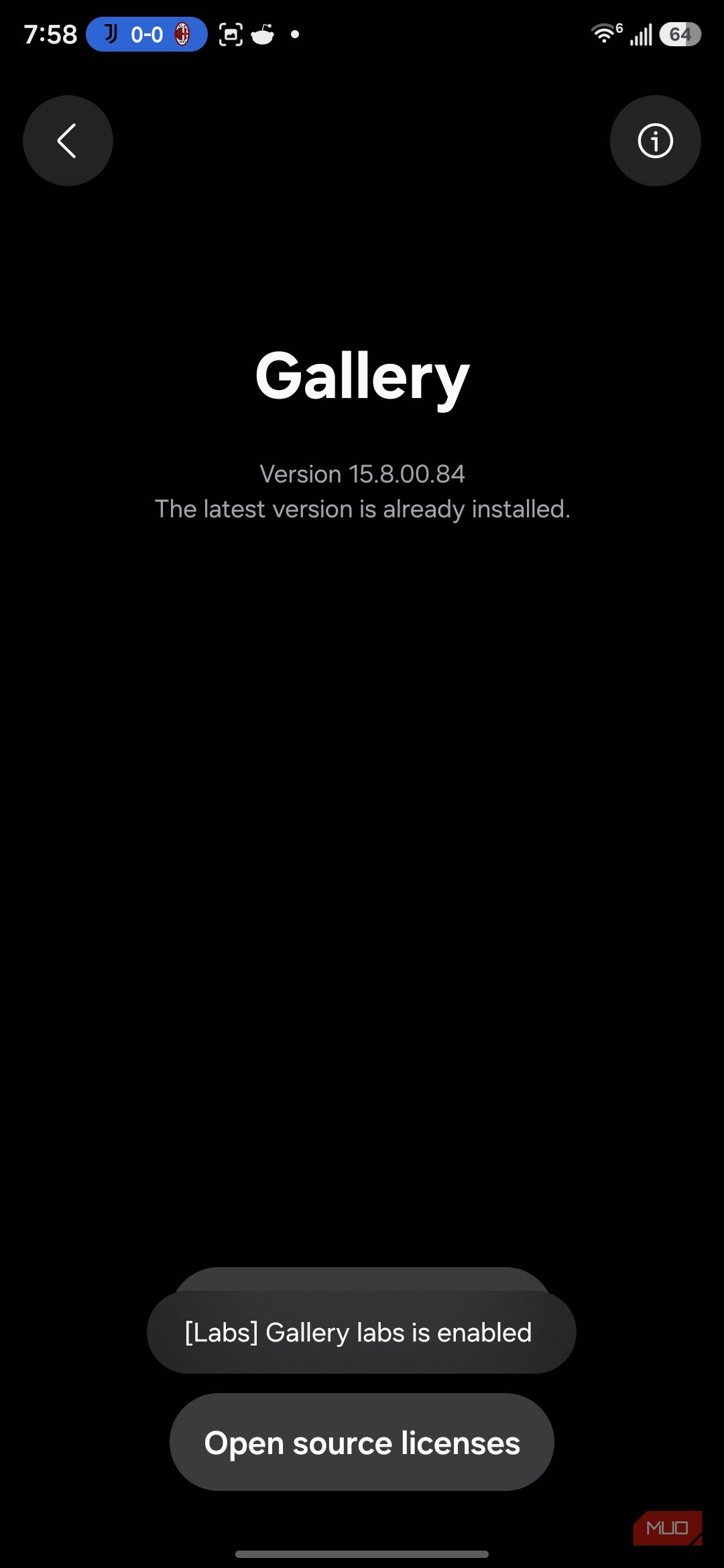 Gallery app version information and settings screen