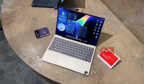 A top-down look at the Dell XPS Googlebook.