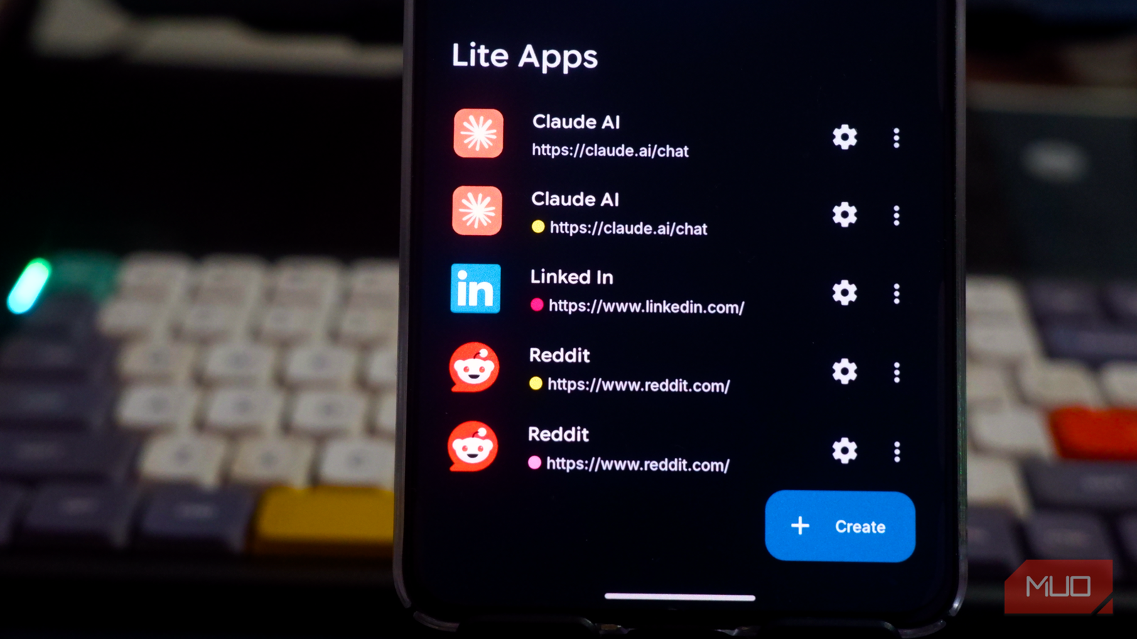 I deleted 9 apps and replaced them with an Android app that takes 15MB I deleted 9 apps and replaced them with an Android app that takes 15MB