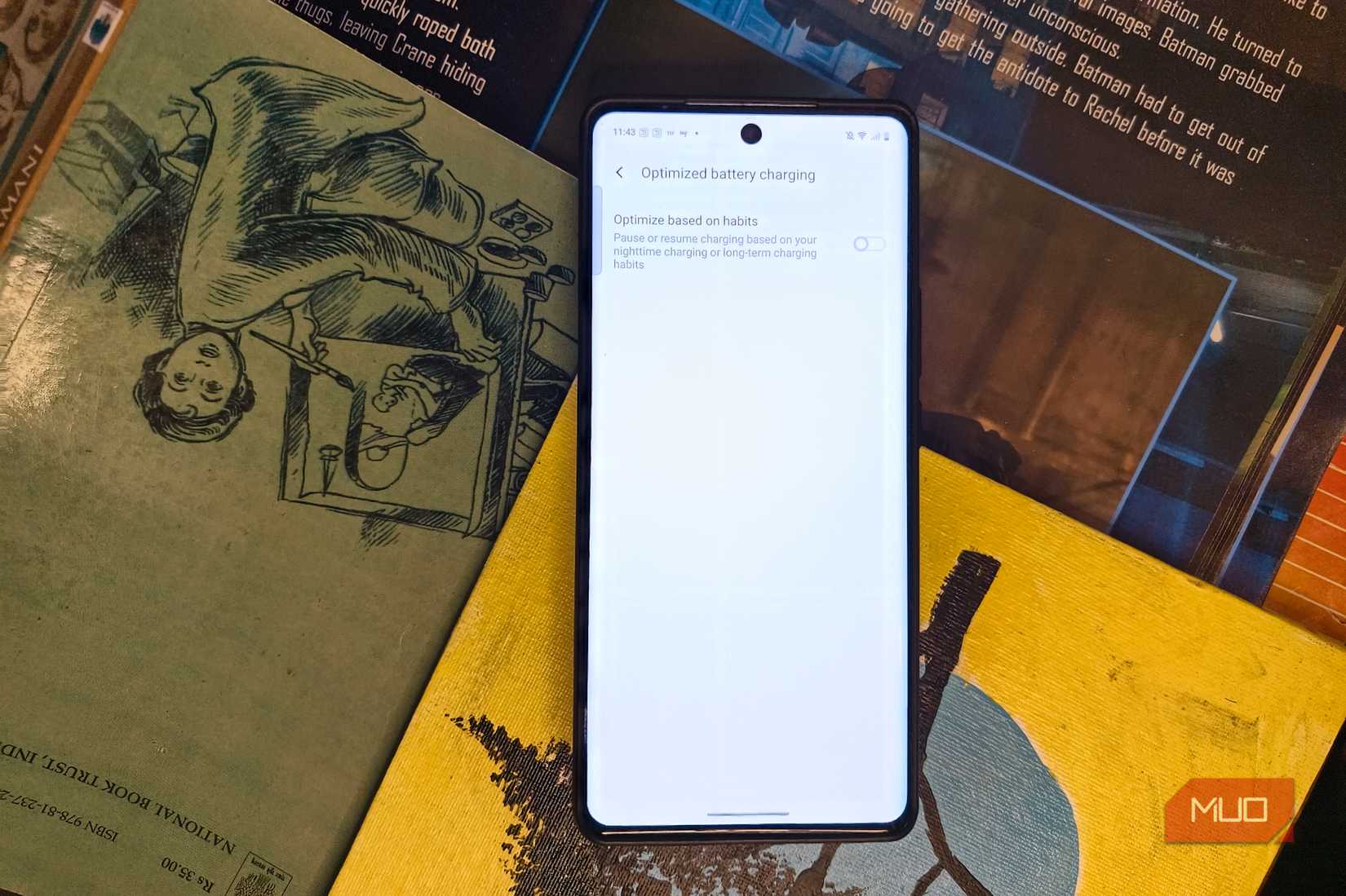 Как сохранить емкость аккумулятора Android-смартфона в течение нескольких лет интерфейс функции адаптивной зарядки на смартфоне