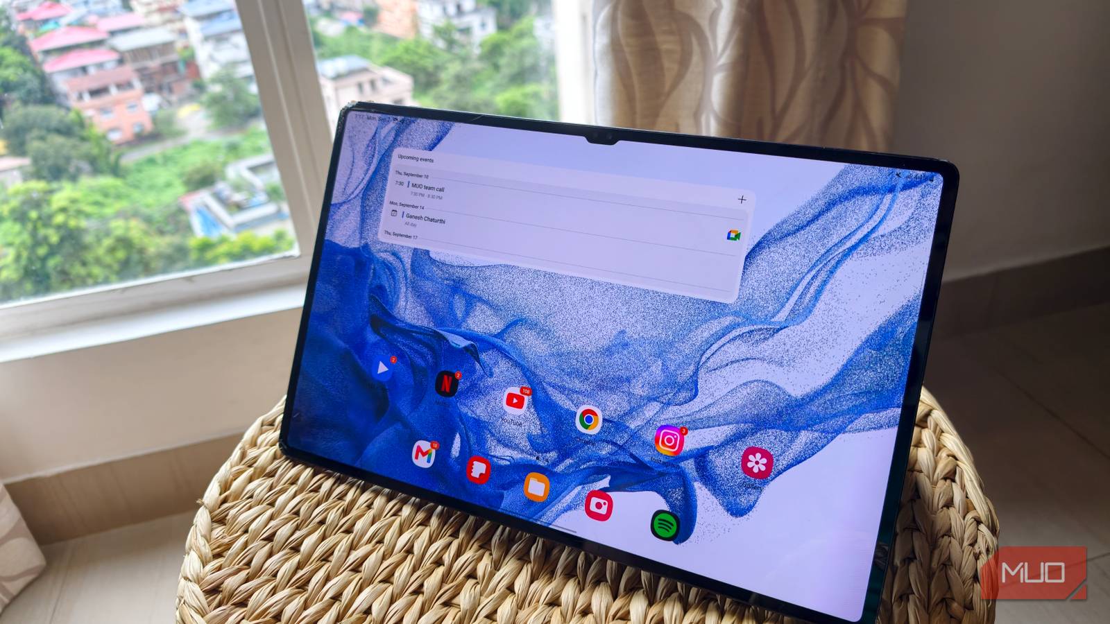 samsung galaxy s8 ultra homescreen layout