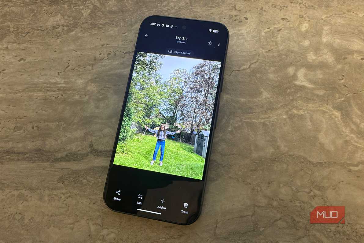 Тестирование функции Magic Capture в реальных условиях Пример работы функции Magic Capture с участием человека в кадре