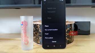 Samsung Galaxy Place options showing current location, saved places, and Pick a place