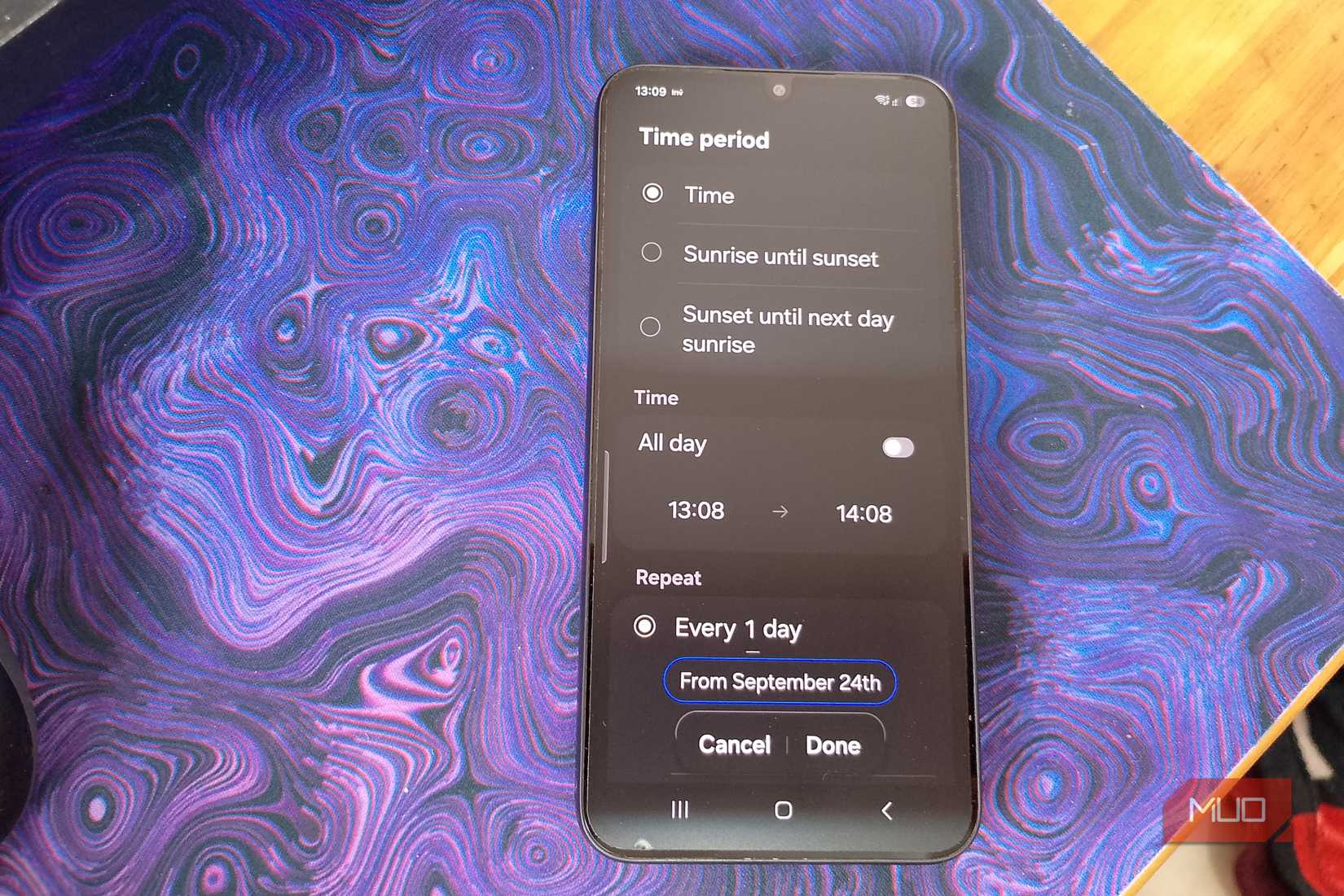 Samsung Galaxy Time period settings with sunrise, sunset, all-day, and custom options