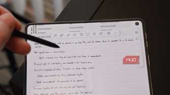 The Moto Pen Ultra being used on the Razr Fold.