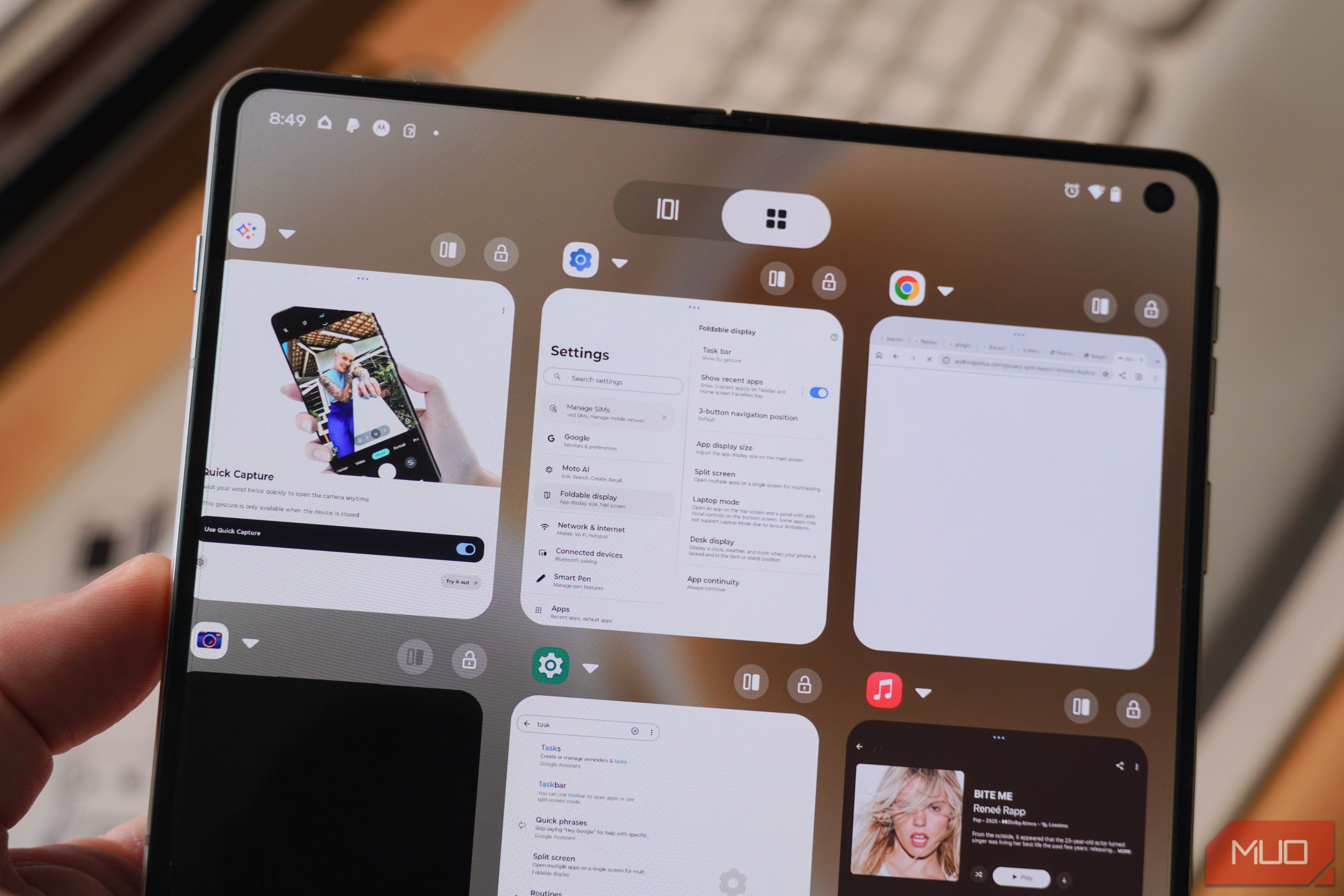 Split screen shortcut in the app switcher.