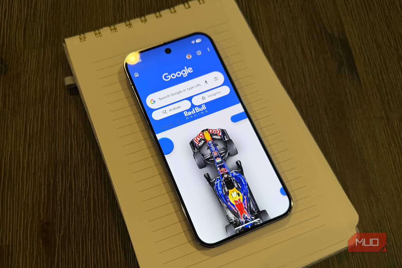 two tone wallpaper on chrome for android