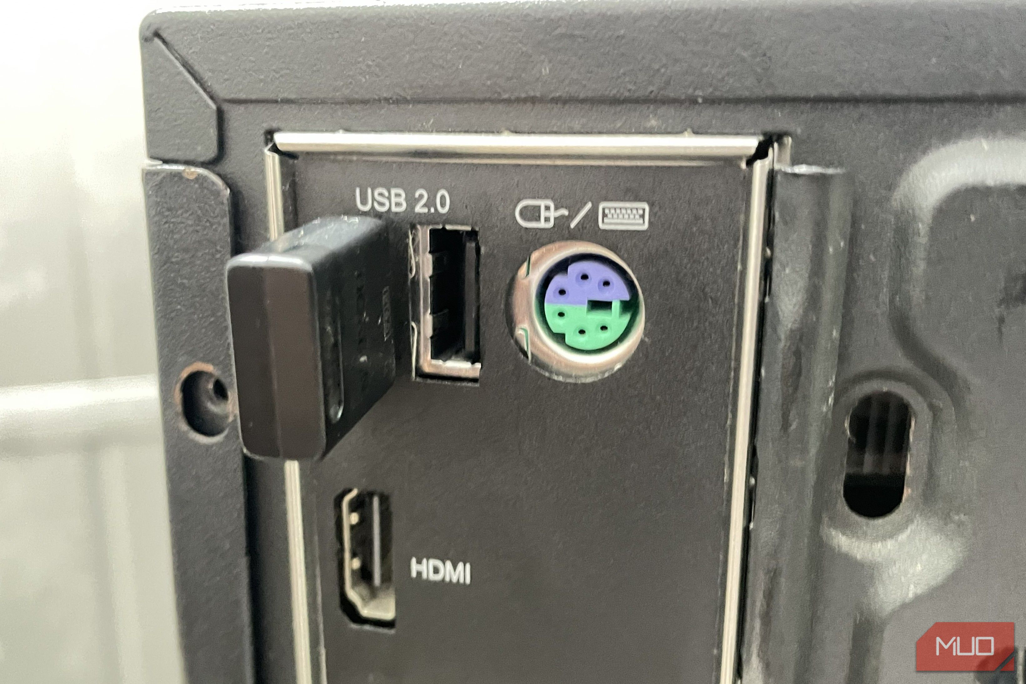 These motherboard ports ruled tech for decades, then vanished almost ...