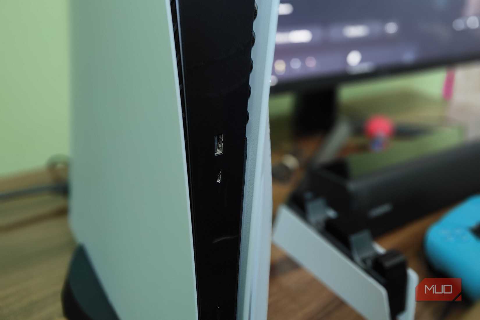 The disc drive on the 2023 PS5