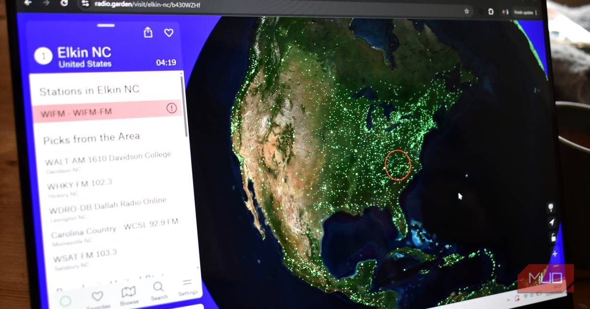 makeuseof.com - Oluwademilade Afolabi - I found the radio version of Google Earth and accidentally lost an hour to it