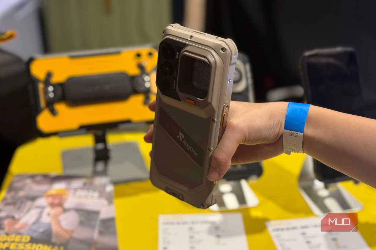 RugOne Xsnap 7 Pro side