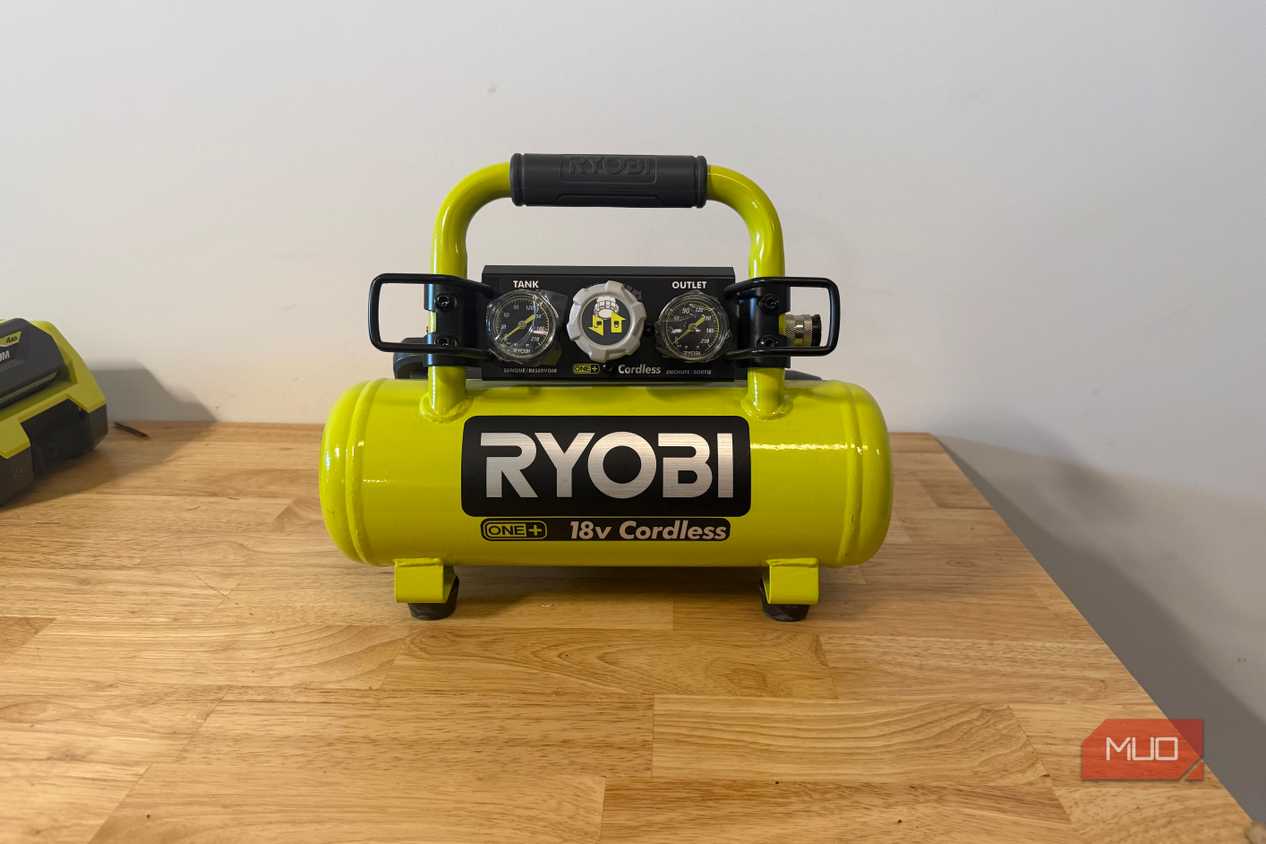 Ryobi 18V cordless portable air compressor front view