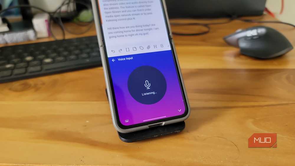 Голосовой набор сообщений на Android Голосовой ввод и диктовка текста в поисковой строке смартфона