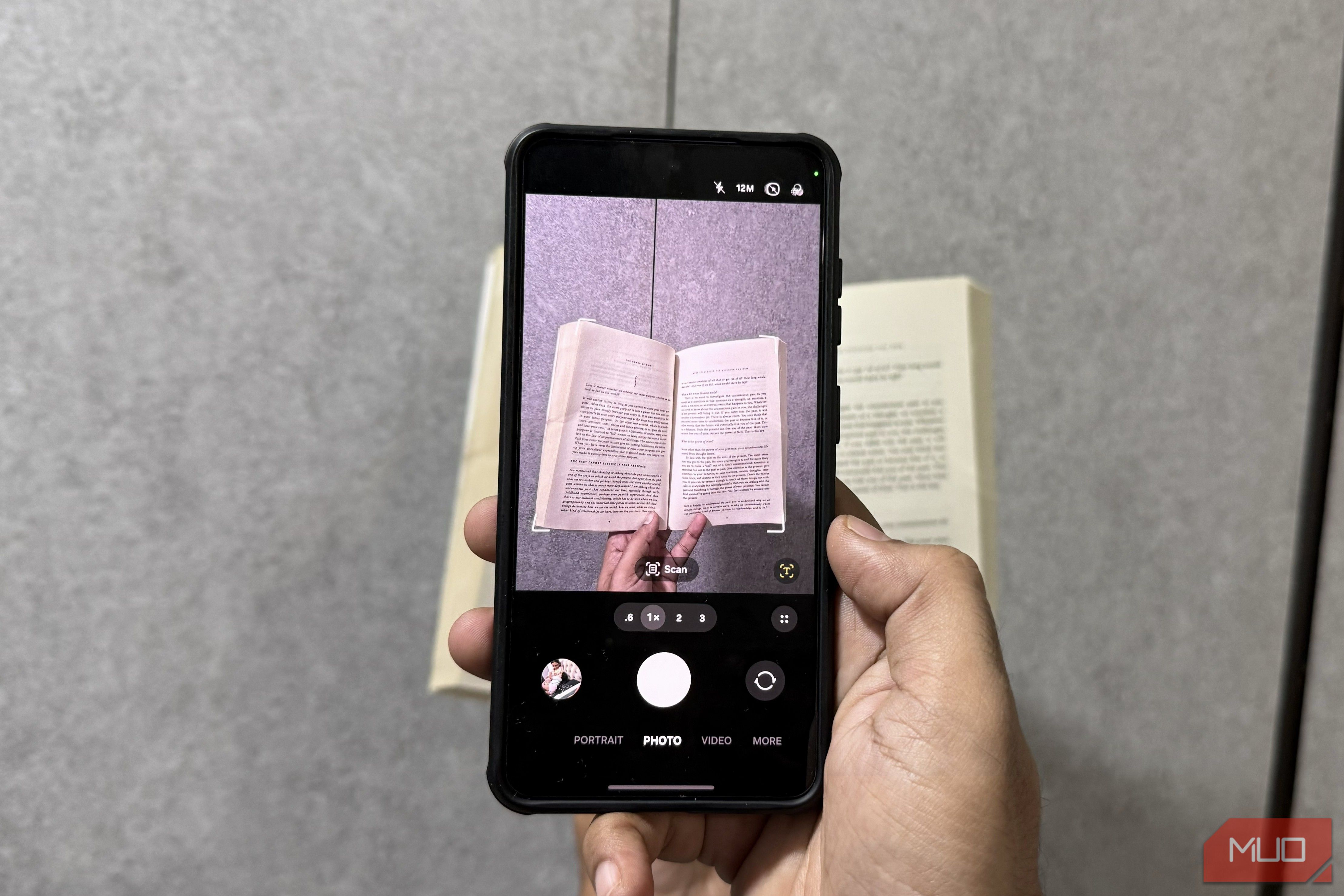 Samsung phone showing document scanner feature