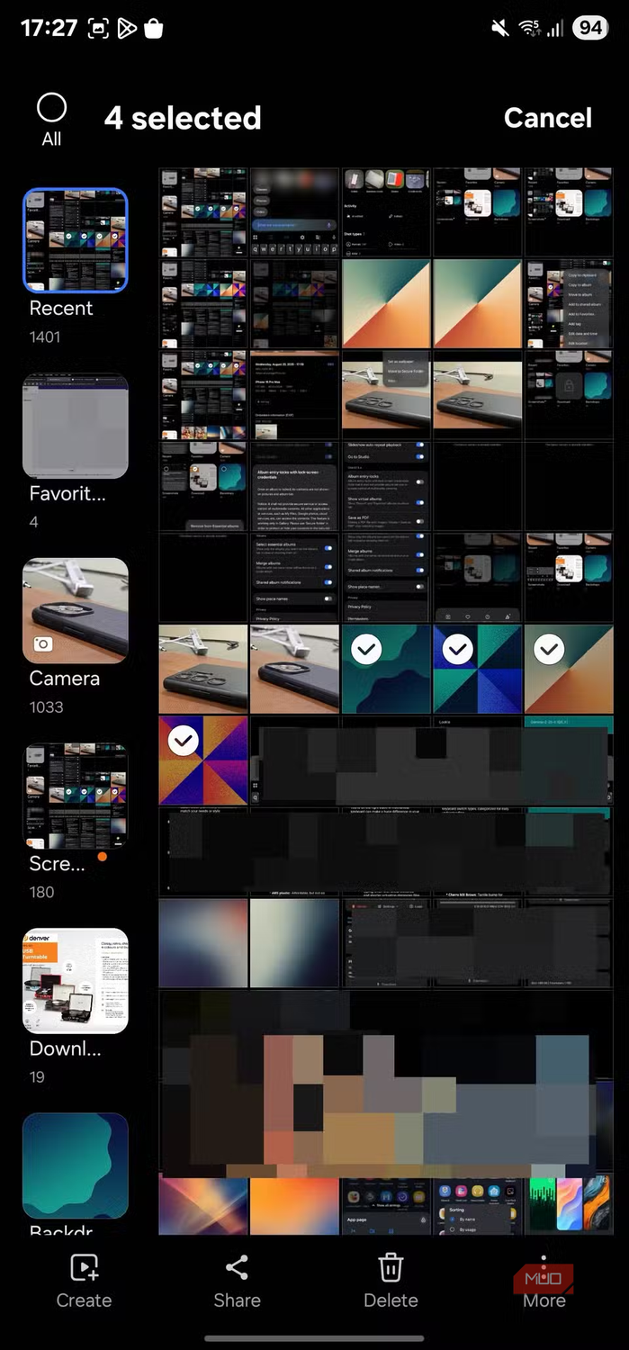 Smartphone gallery app with four selected photos