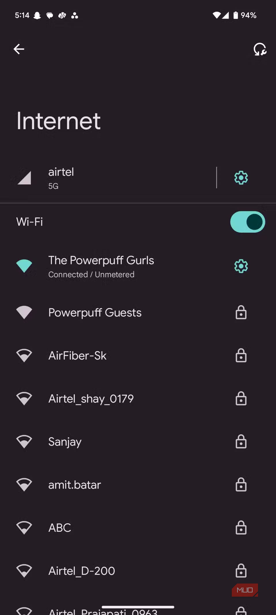 Smartphone internet and Wi_Fi settings menu