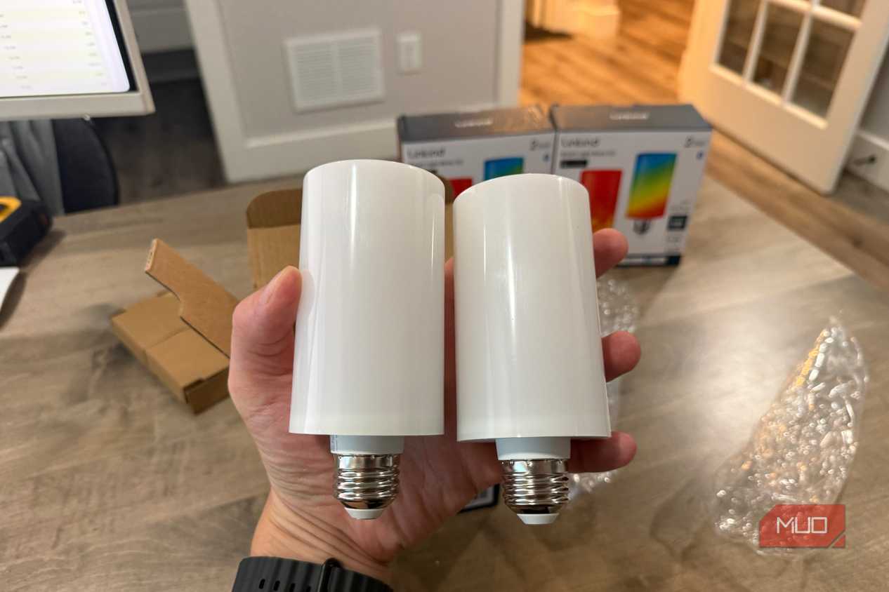 Обзор умной лампы Linkind Smart Light Stick: возможности многоцветного освещения — иллюстрация 2 к материалу Обзор умной лампы Linkind Smart Light Stick: возможности многоцветного освещения — иллюстрация 2 к материалу