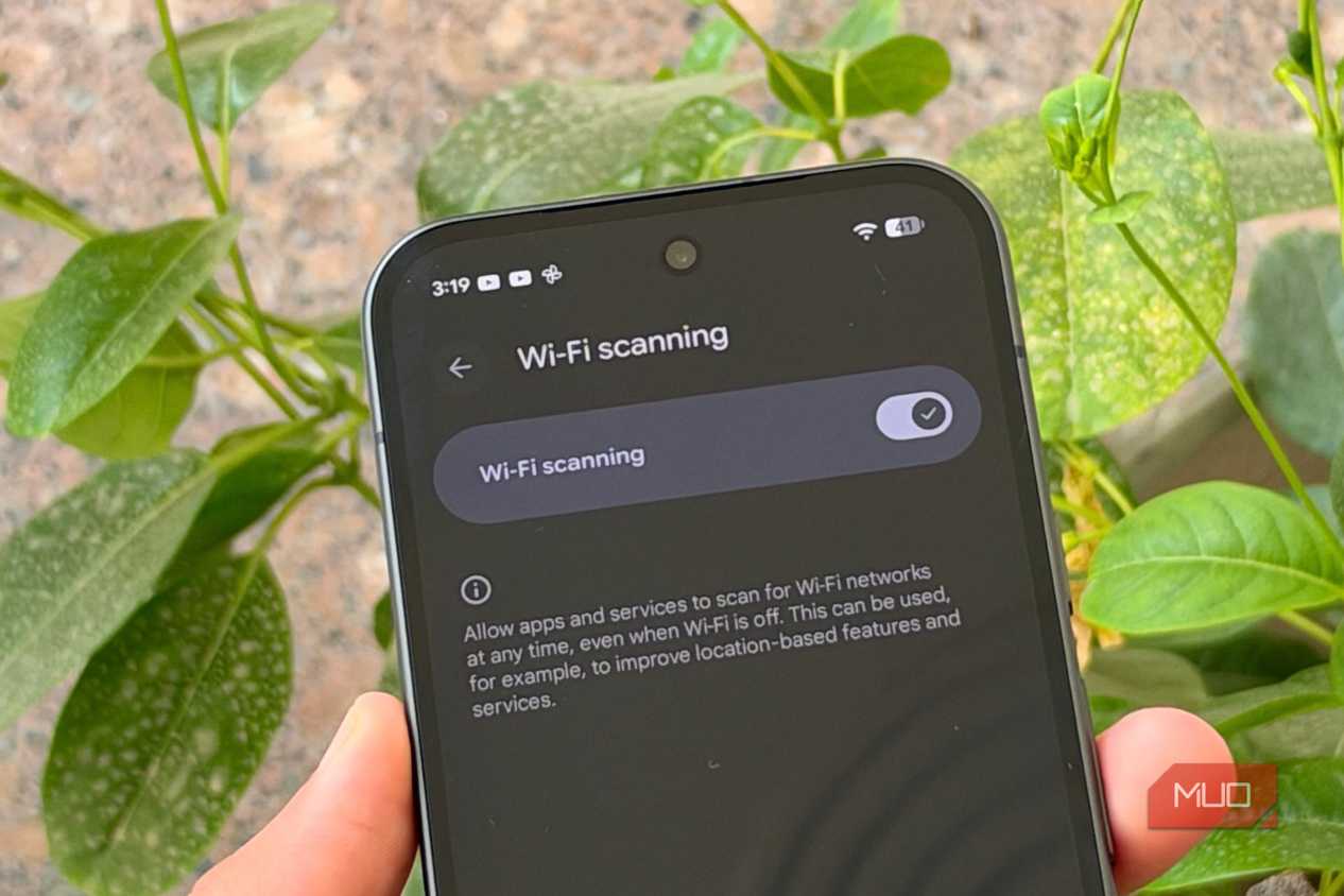Wi-Fi scanning turned on Pixel 11