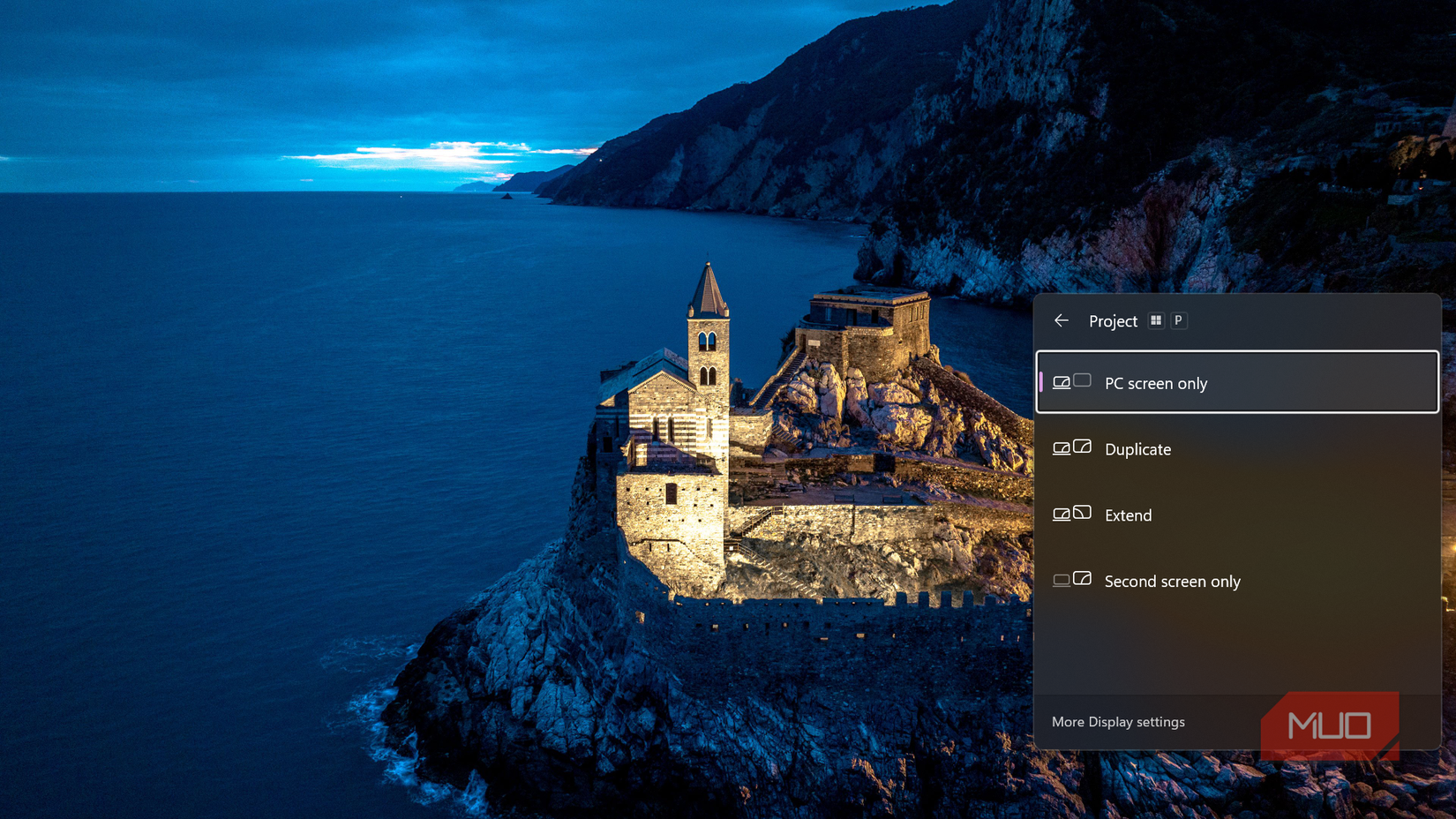 Windows project display settings menu open