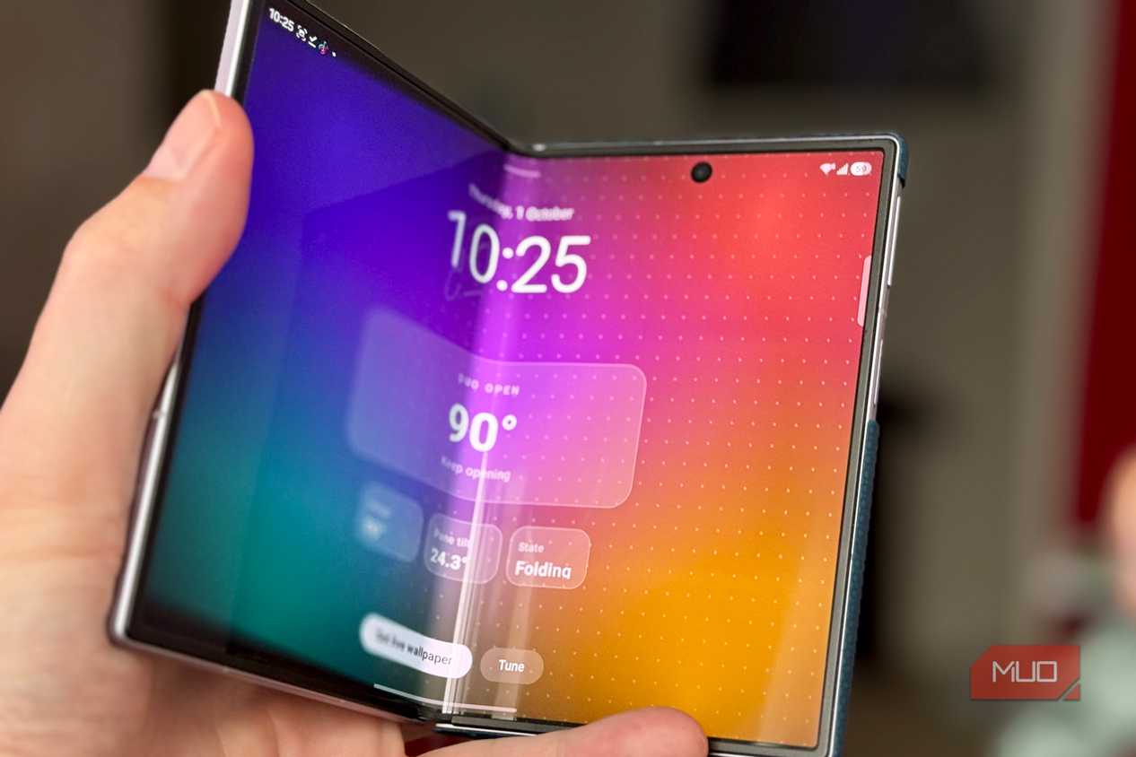 Тестирование анимаций iPhone Duo на Samsung Galaxy Z Fold 8 — иллюстрация 3 к материалу Тестирование анимаций iPhone Duo на Samsung Galaxy Z Fold 8 — иллюстрация 3 к материалу