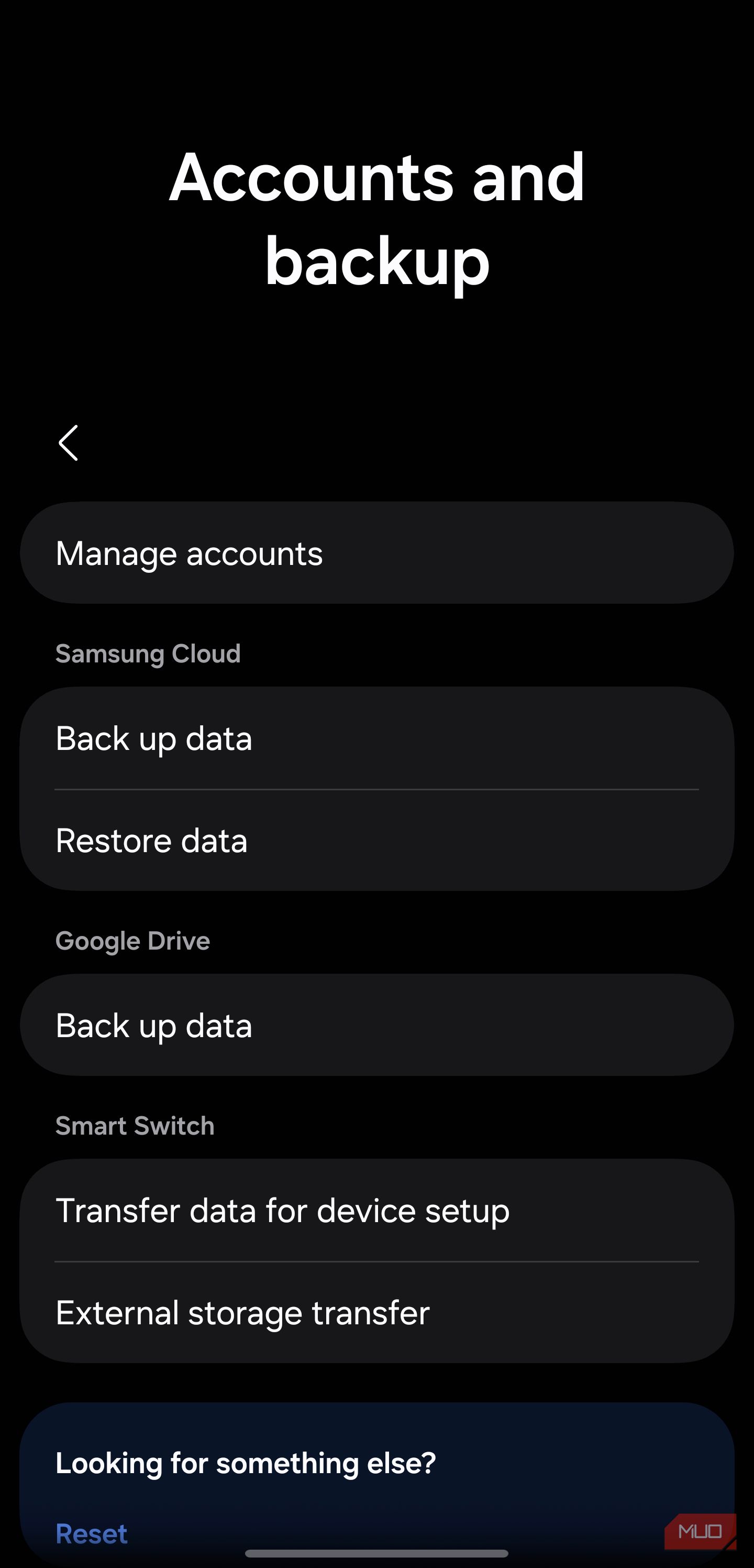 Управление учетными записями в настройках Samsung