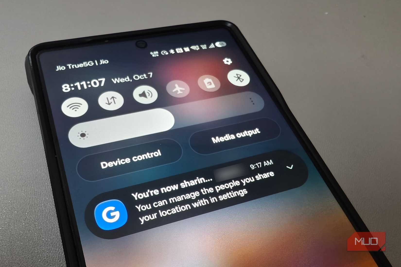 Active location sharing alert in Android notification shade
