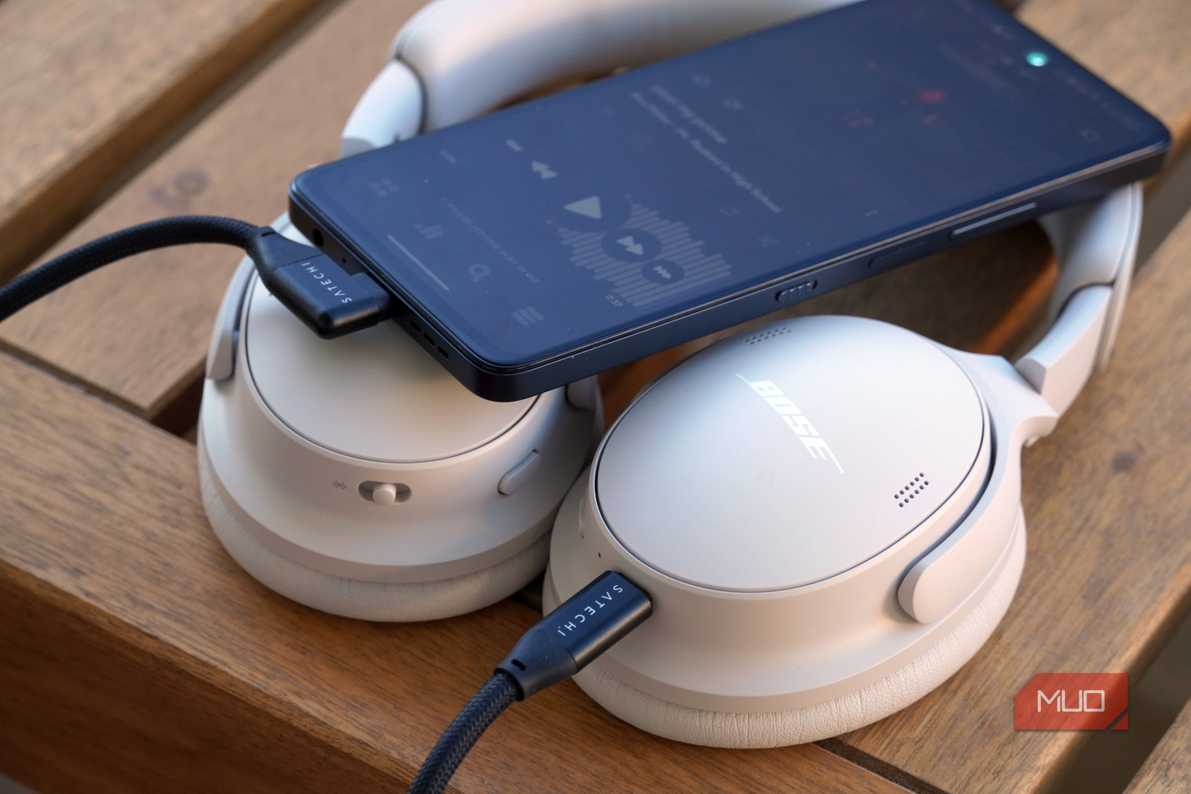 Конфигурация бит-перфектного воспроизведения на Android Выбор параметров в подменю Bit Perfect для качественного звука