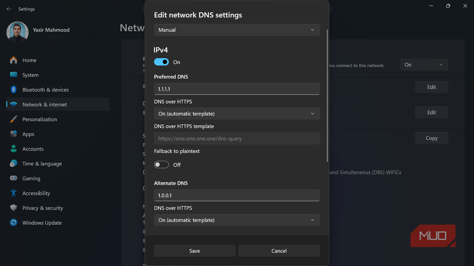 Edit network DNS settings dialog in Windows 11 with DNS over HTTPS turned on.