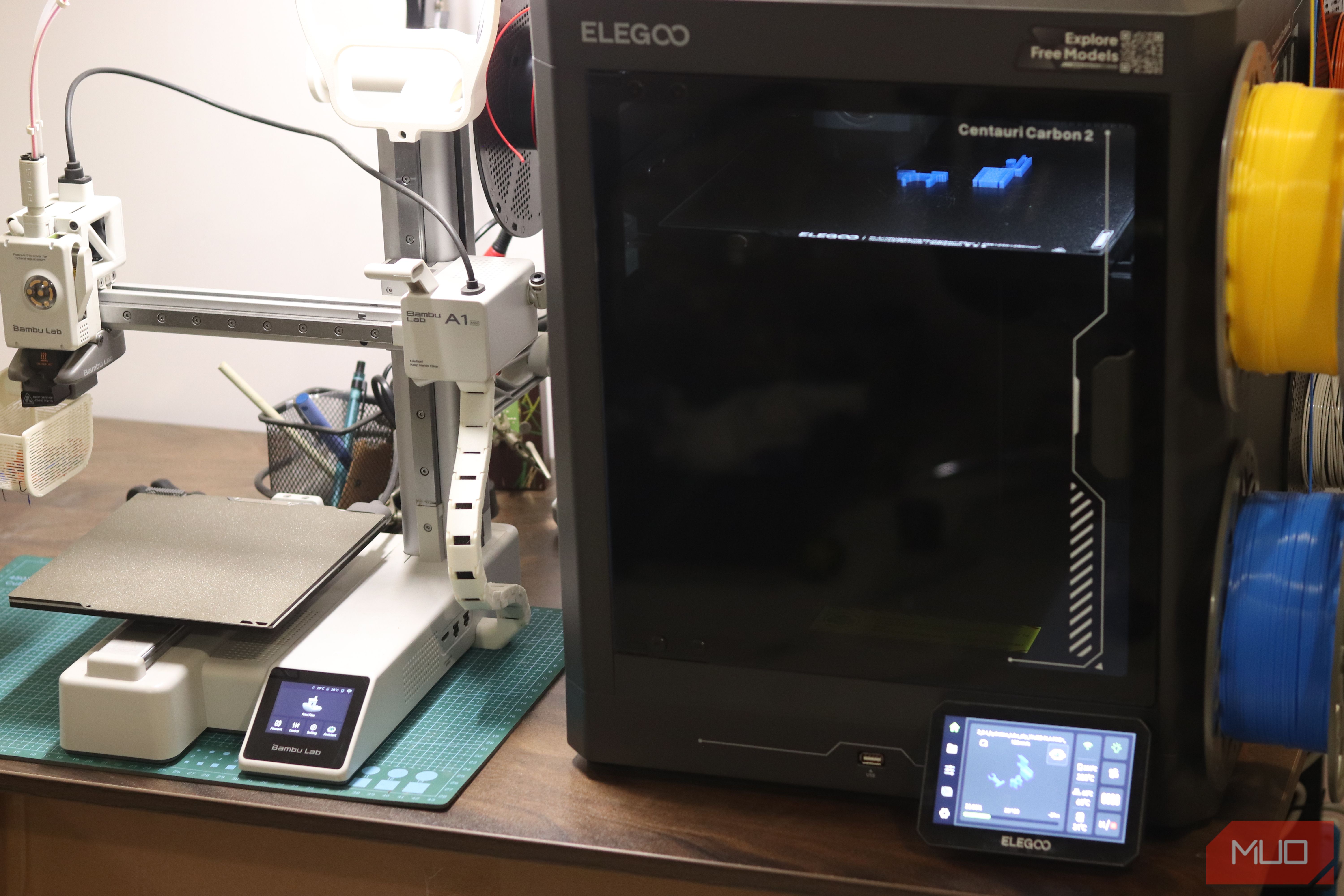 Elegoo CC2 next to Bambu Lab A1 Mini.