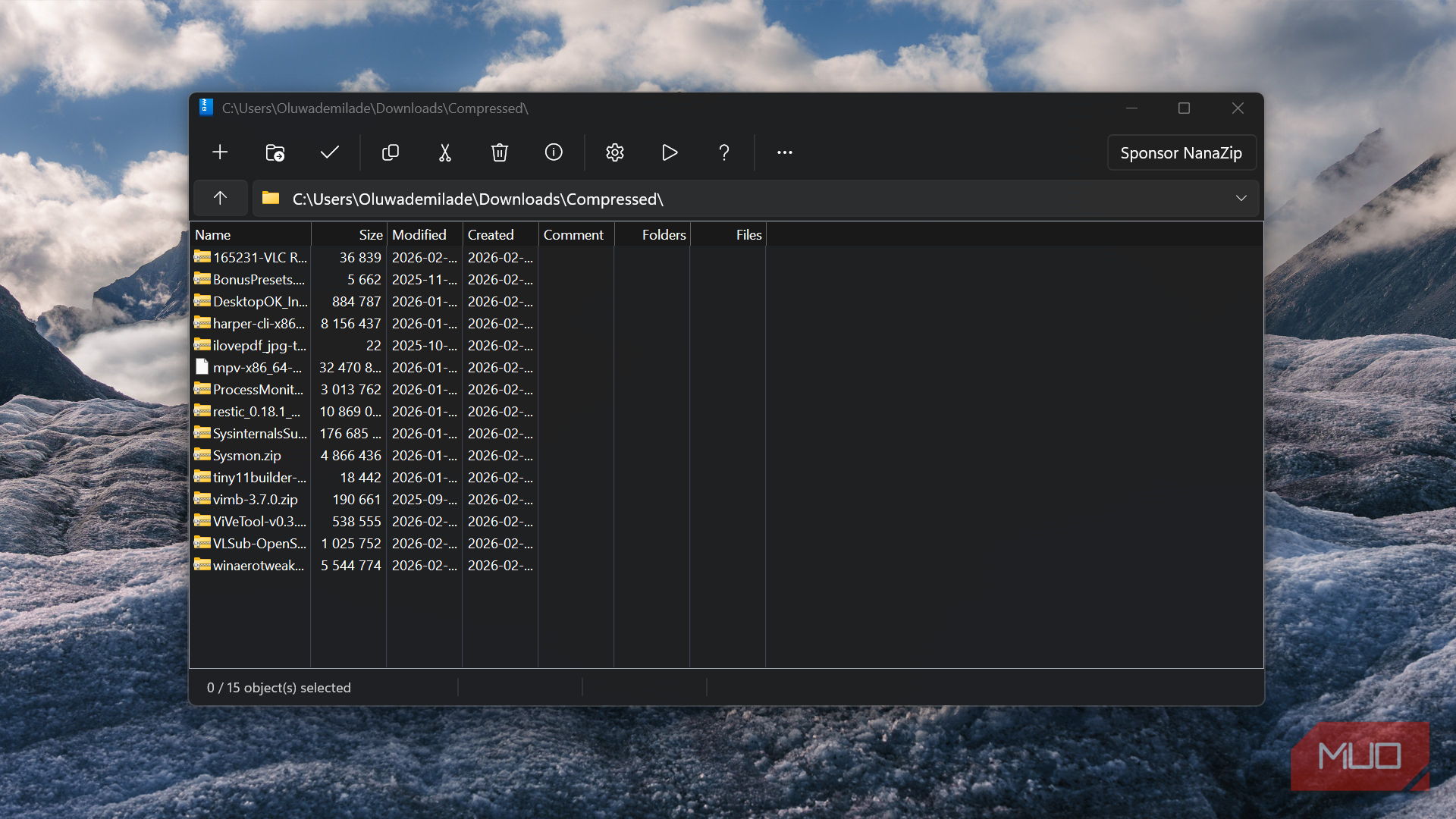 File manager window showing compressed folder contents