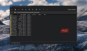 File manager window showing compressed folder contents