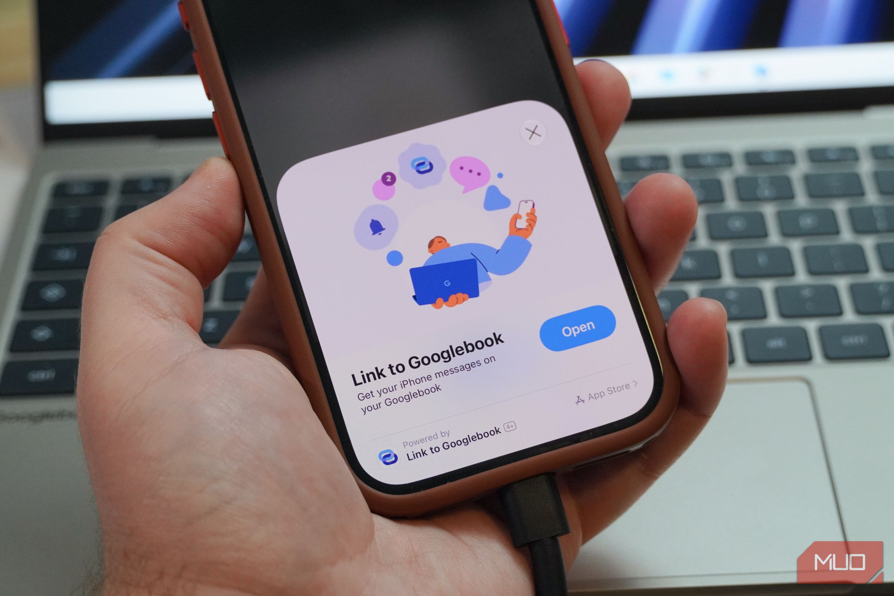 Использование iPhone с ноутбуком Googlebook: как работают вместе разные экосистемы: It's just for viewing and sending RCS chats from a Googlebook Beyond the initial setup, the conn