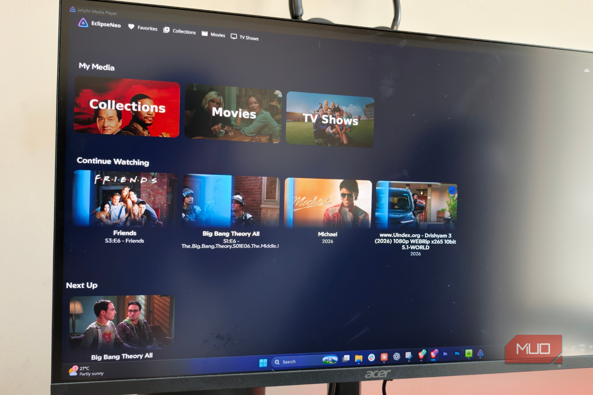 Jellyfin на ПК Медиатека Jellyfin на ПК под управлением Windows