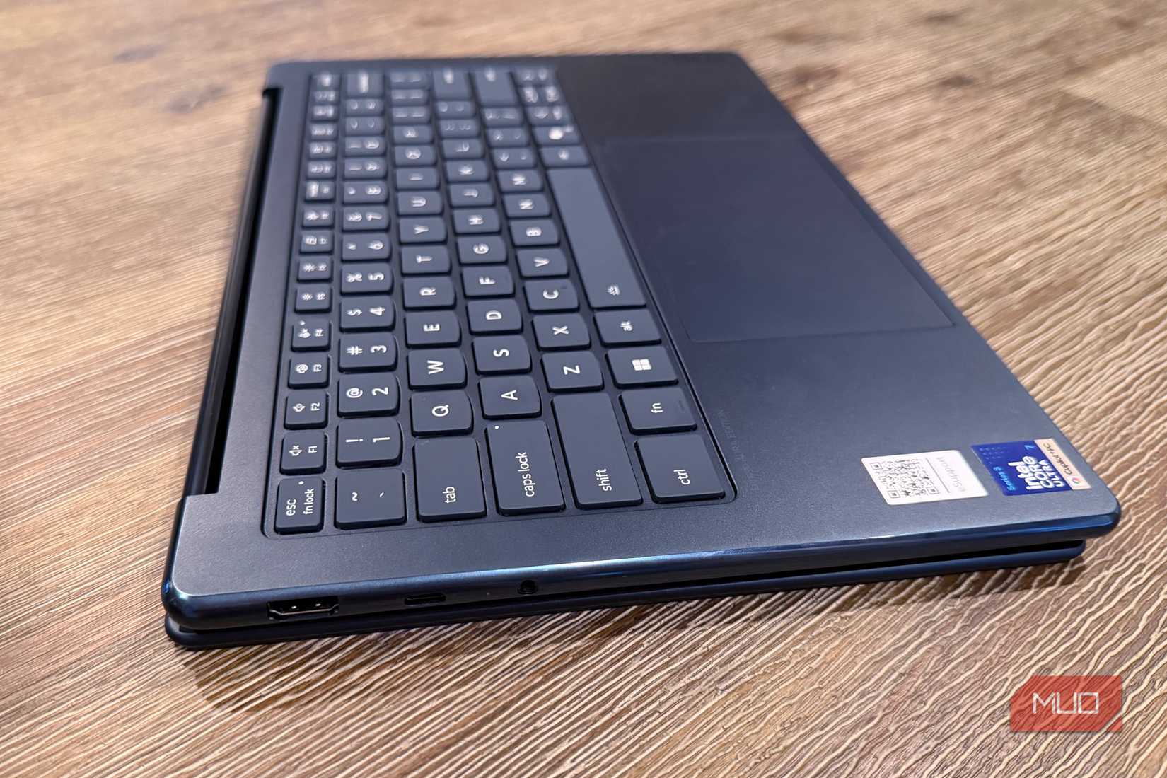 lenovo yoga 9i keyboard flipped