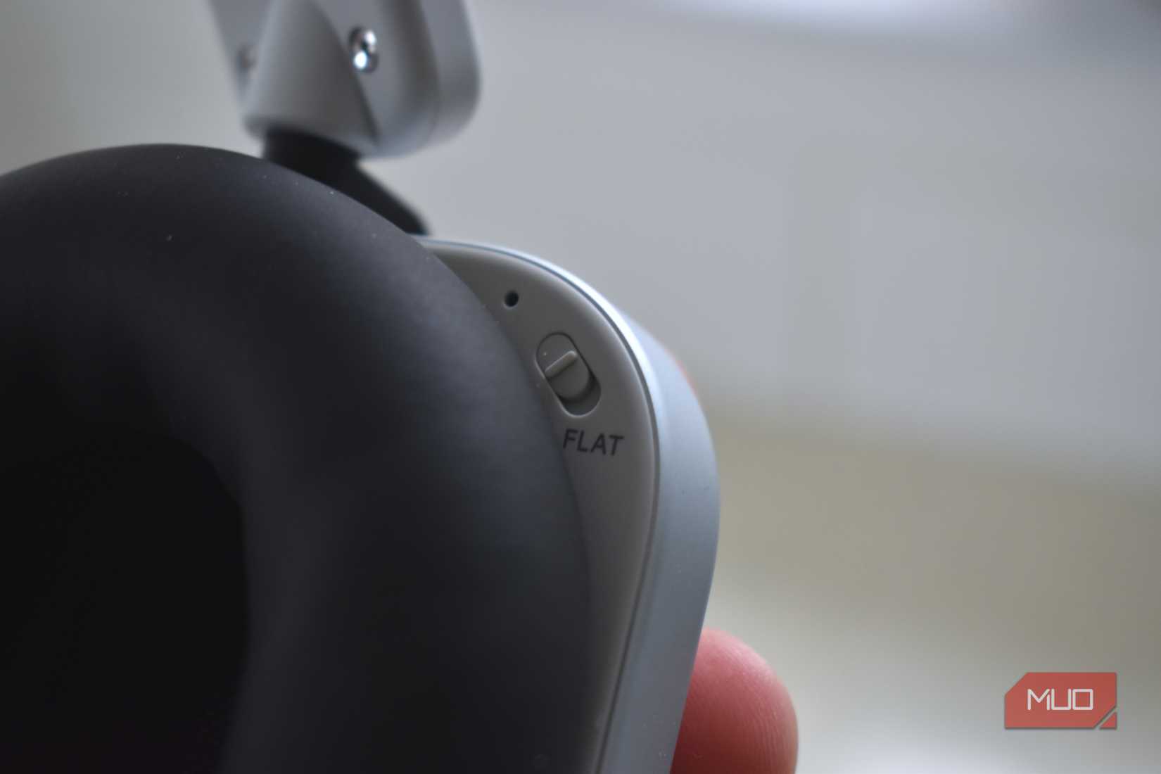Nothing Headphone (1) Pro flat eq slider button