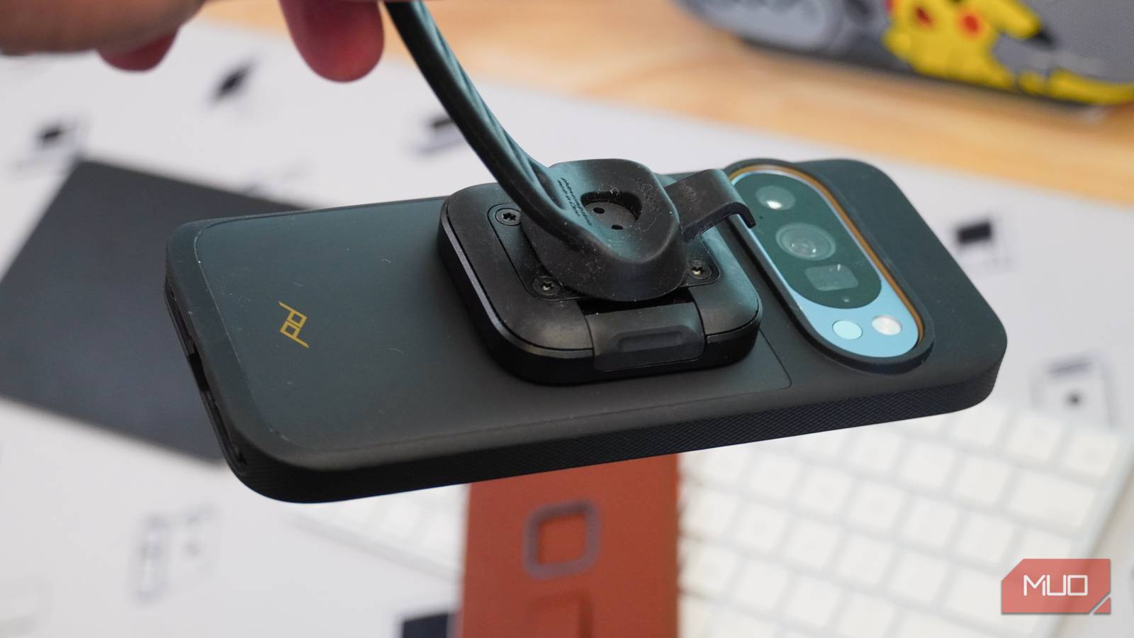 MagSafe and Qi2 have one weakness that this phone mount finally fixes MagSafe and Qi2 have one weakness that this phone mount finally fixes