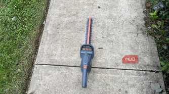 The top angle of the corded hedge trimmer
