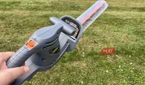 Scotts Corded Hedge Trimmer with a cover on