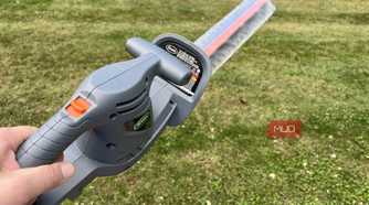 Scotts Corded Hedge Trimmer with a cover on