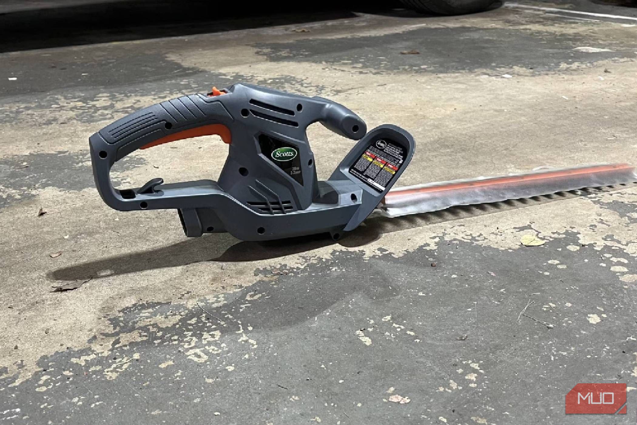 Scotts Corded Hedge Trimmer on a floor
