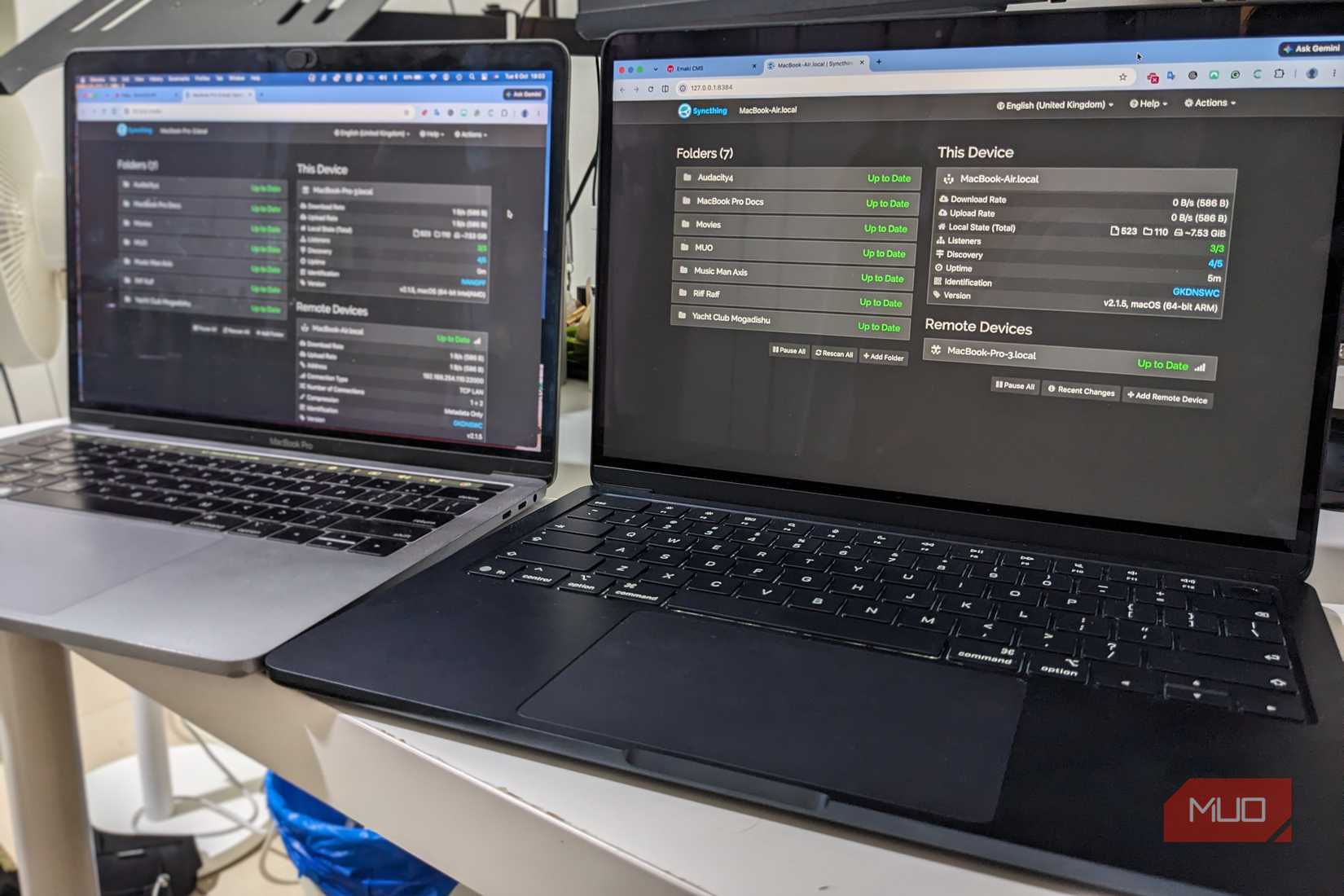 two-sync-macbooks-sync