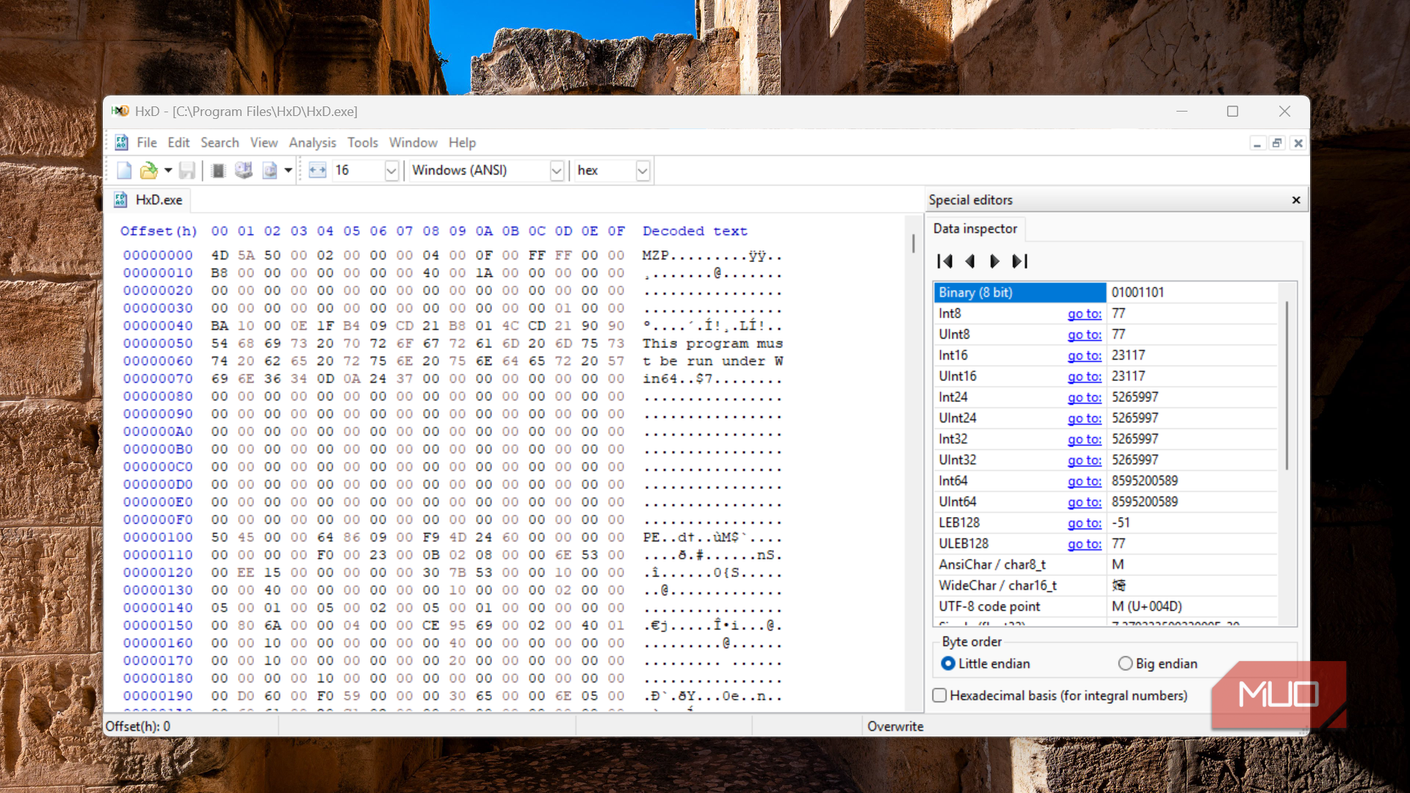 Почему миллиарды файлов EXE в Windows начинаются с инициалов разработчика