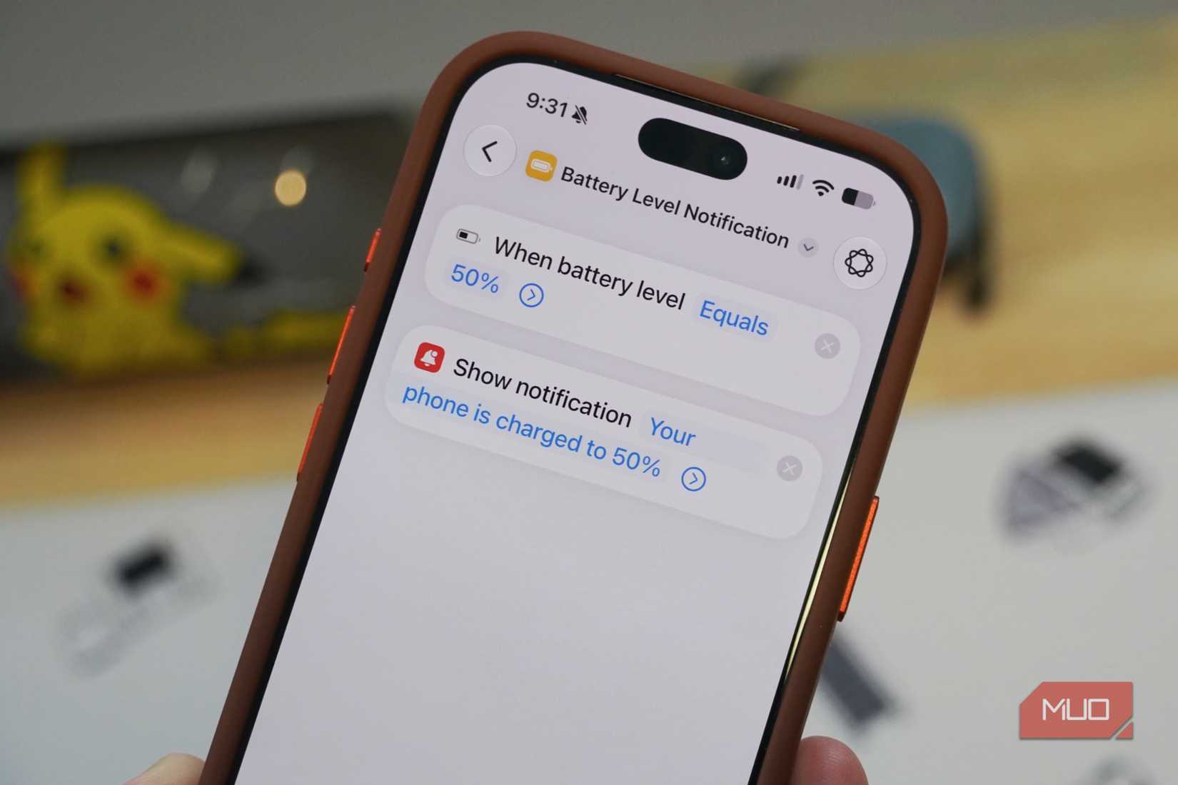 Battery level notifications on an iPhone 18 Pro.