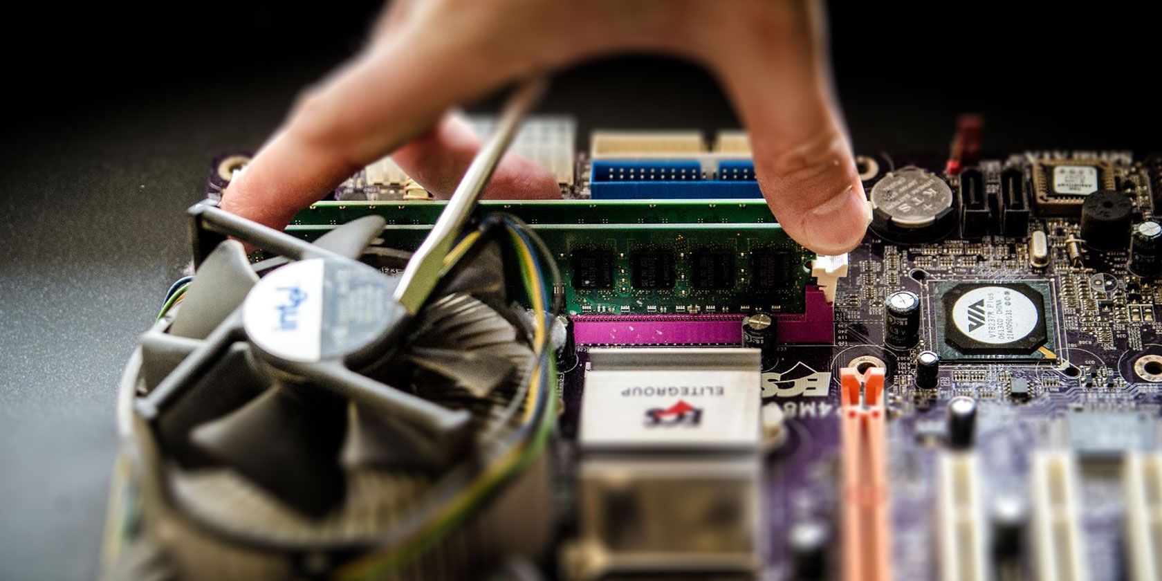 7 CREATIVE Things to Do With Old RAM Modules